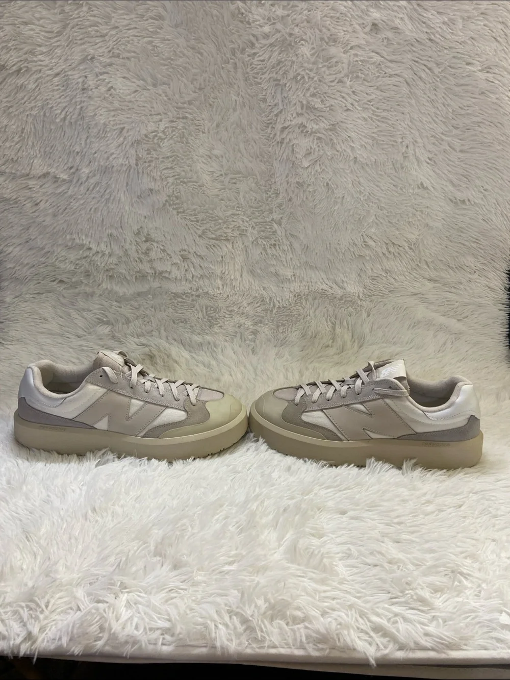 New Balance CT302  Men’s Cream and White Low Top,Platform Sneakers. Size-11.5